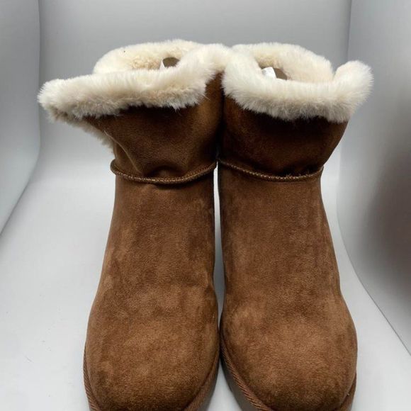 CUSHIONAIRE Women's Cozy hidden wedge 7.5 M Chestnut Color - Picture 2 of 5